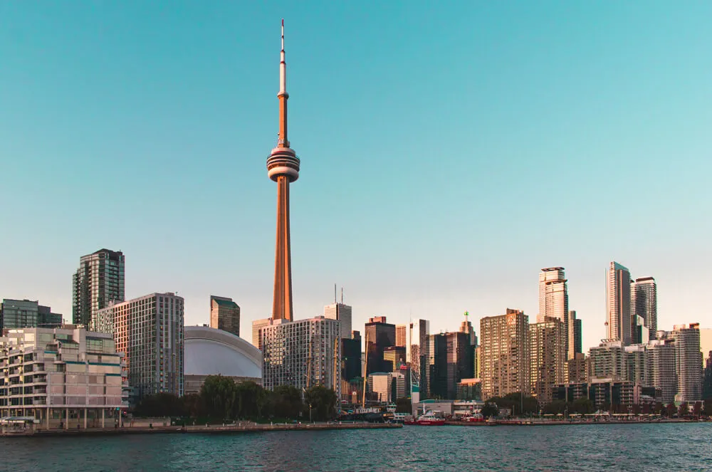 Travailleurs qualifiés au Canada : l'immigration, la solution miracle?